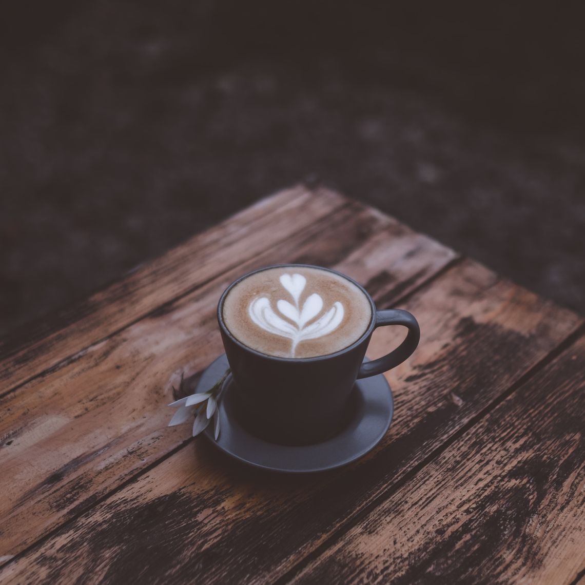 Obrazek - Latte art - jak powstają wzorki na kawie?